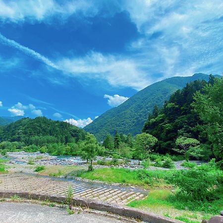 Hakuunsou Hotel Такаяма Екстериор снимка