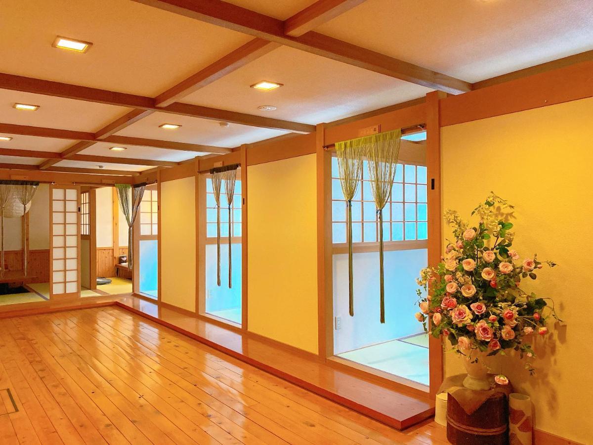 Hakuunsou Hotel Такаяма Екстериор снимка