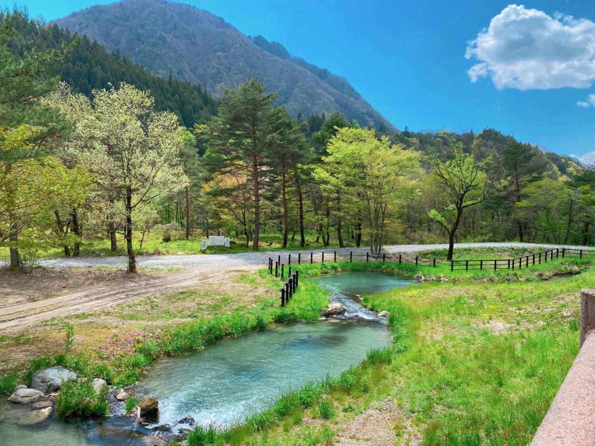 Hakuunsou Hotel Такаяма Екстериор снимка