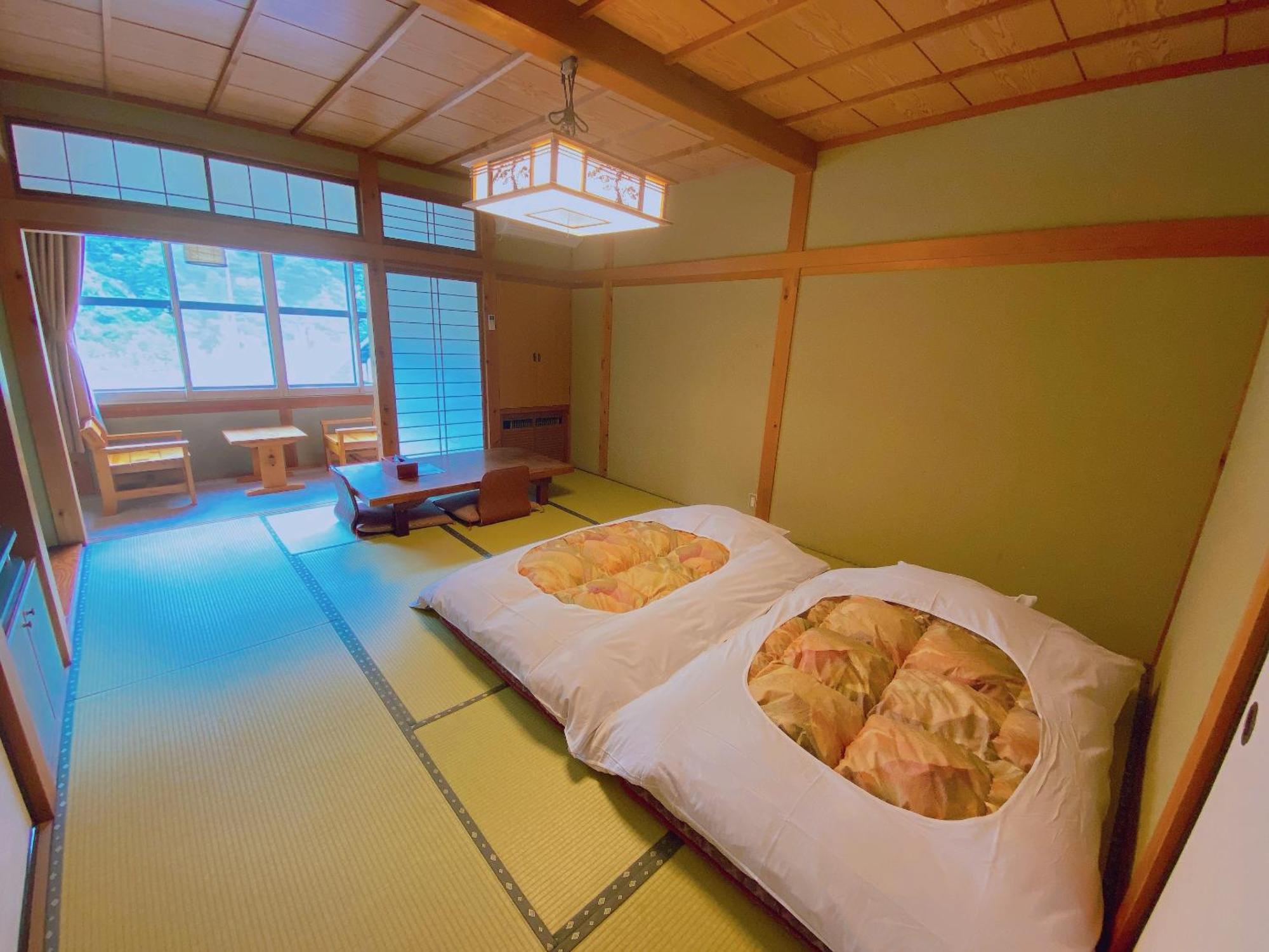 Hakuunsou Hotel Такаяма Екстериор снимка